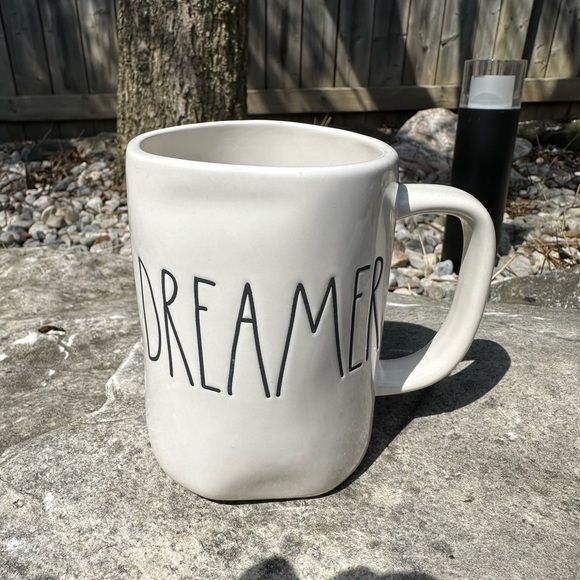 DREAMER mug by Rae Dunn Only used for display - Picture 1 of 1